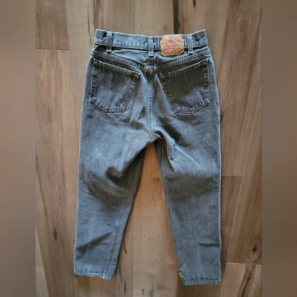 Vintage Levi's 701 | Size 25 - Picture 8 of 11